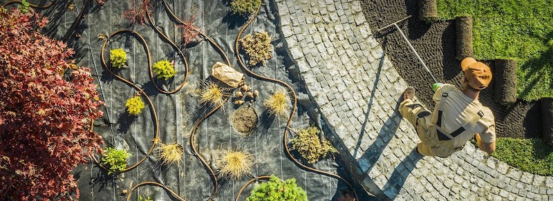 2NET Landscaping - Fencing, Decking, Retaining Walls, Paving, Lawn, Smart Irrigation project 8