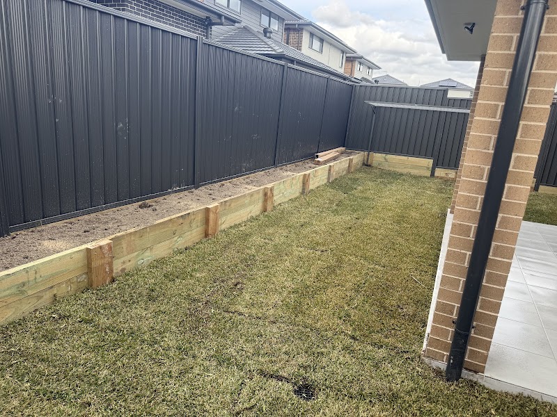 A2Z landscaping and fencing work 4