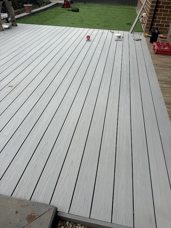 A2Z landscaping and fencing project 5