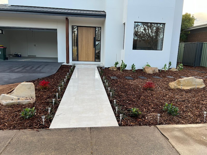 Act House & Landscaping Maintenance work 4