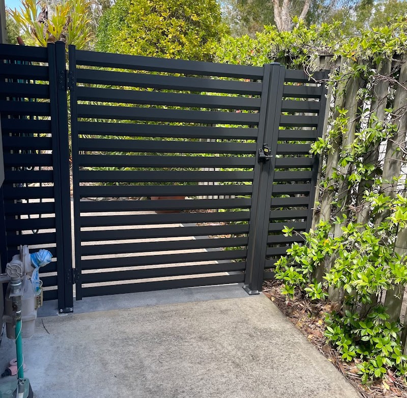 Addnellex Fencing & Property Maintenance work 4