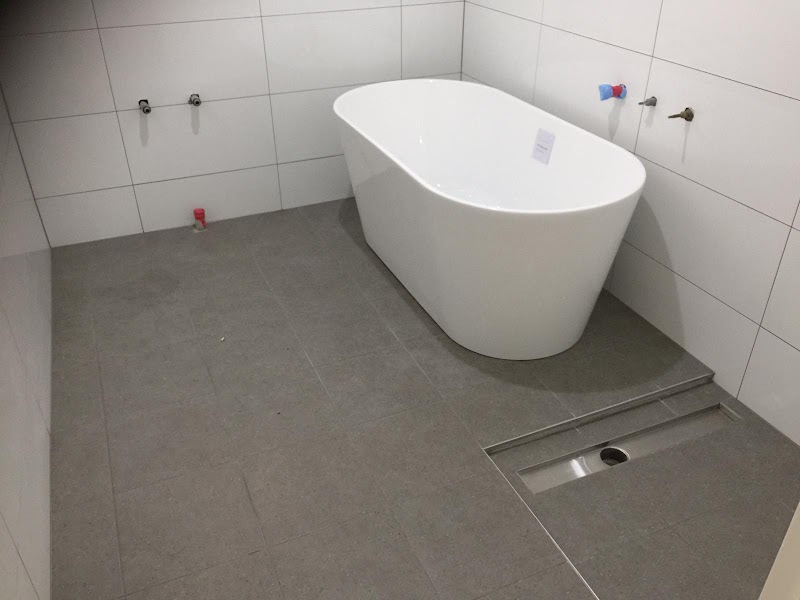 Advantage Tiling and Bathroom work 2
