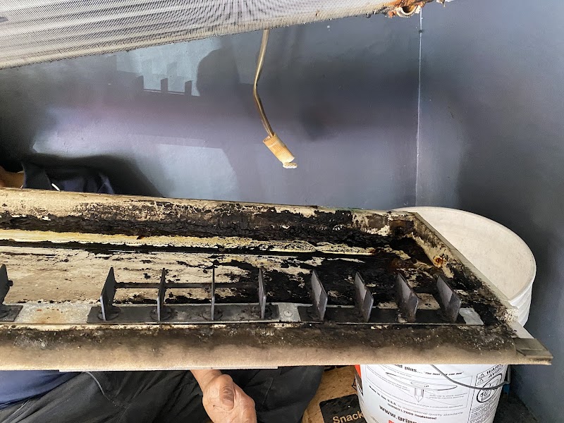 Aircon Cleaning NT photo 1