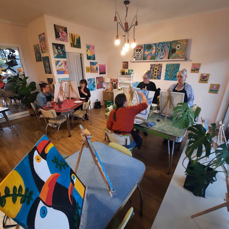 Bayside Paint and Sip – Art & Painting Classes Beaumaris work 3