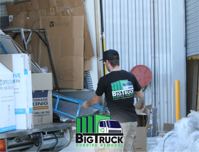 Big Truck Rubbish Removal project 6
