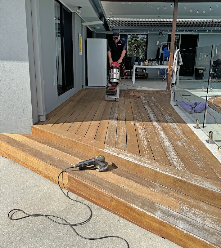 Bigsy Deck Rejuvenating and Maintenance work 4