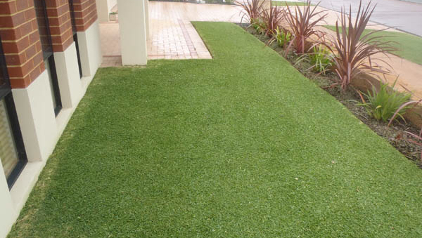 Bluegrass Lawnmowing photo 1