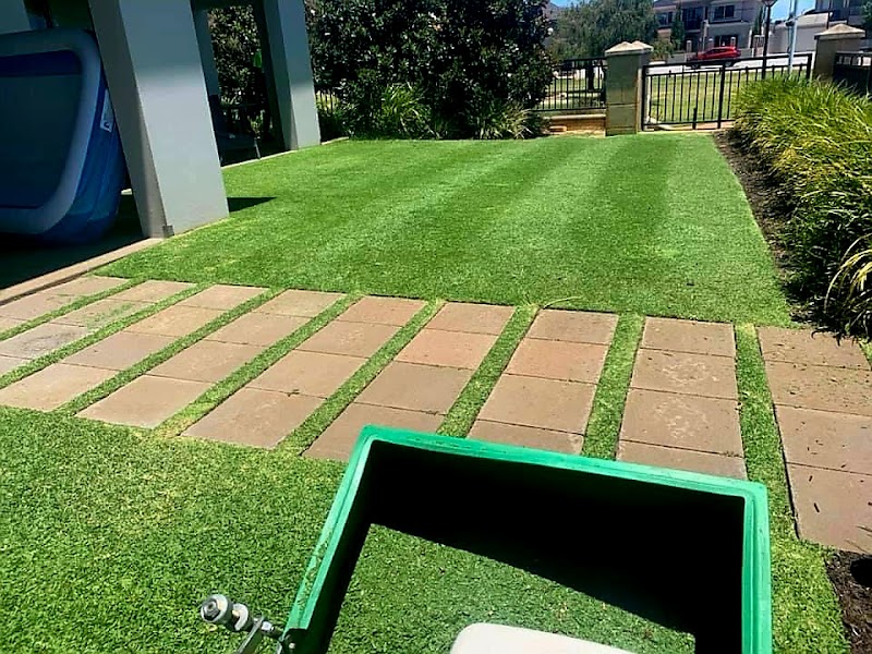 Bluegrass Lawnmowing photo 2