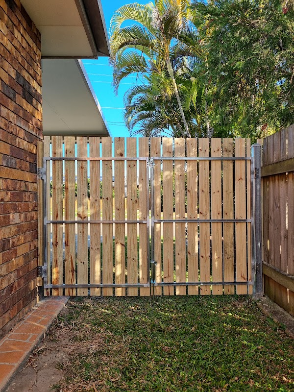 Boundary Fencing photo 1