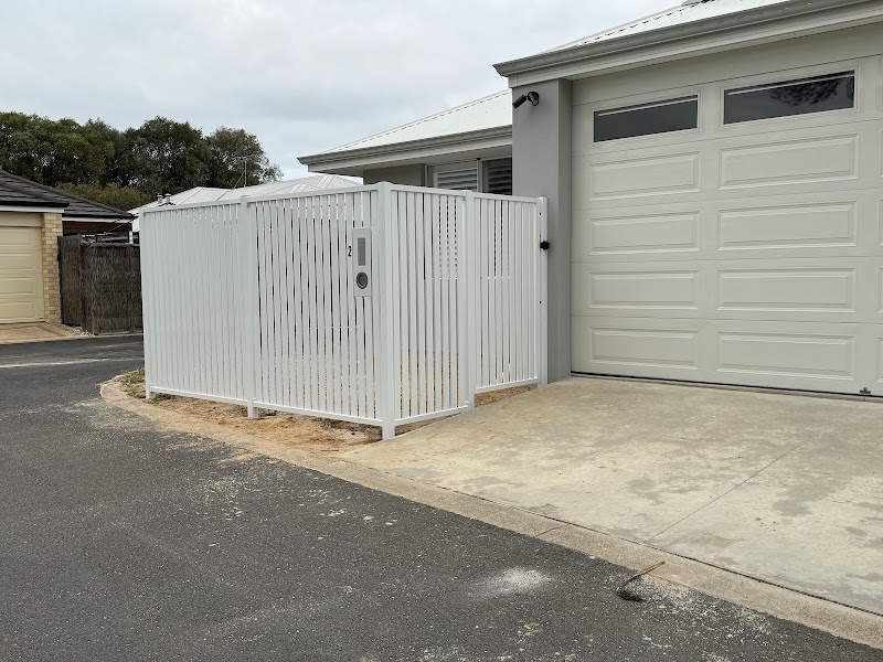 Broadwater Fencing and Powdercoaters Busselton project 9