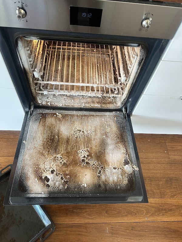 Buzz Bond Cleaning Brisbane - End of lease Clean Brisbane work 3