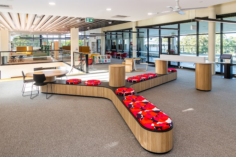 C & R Cabinets work 3