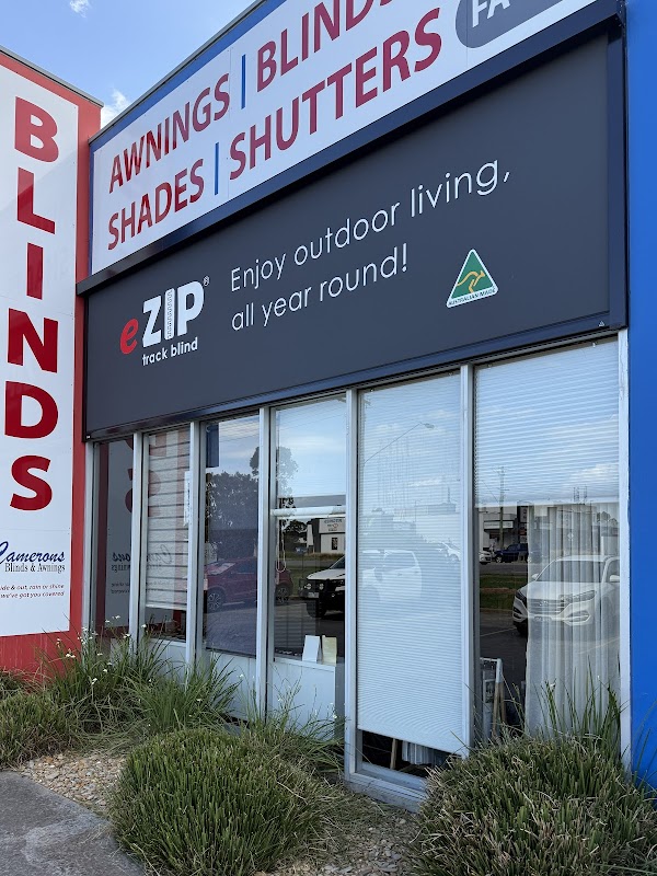 Camerons Blinds & Awnings — Melbourne Outdoor Shades, Folding Arm Awnings & Retractable Roof Systems project 6