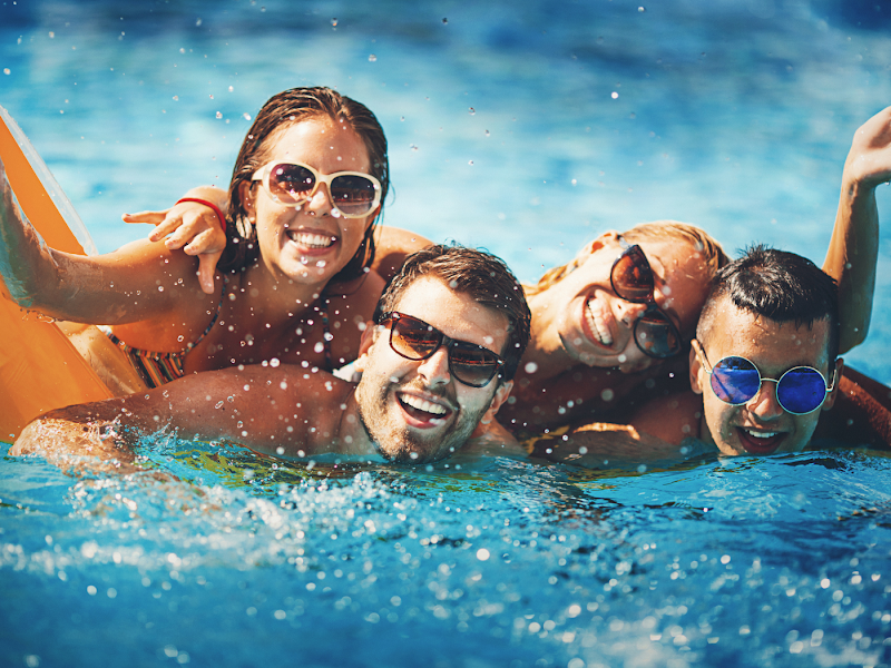 Capalaba Pool & Spa Shop cover
