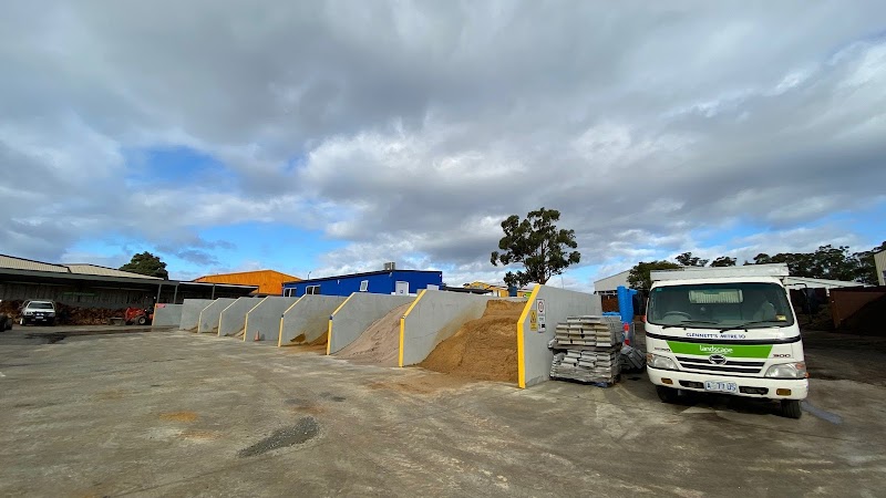 Clennett's Mitre 10 Landscape Centre photo 2