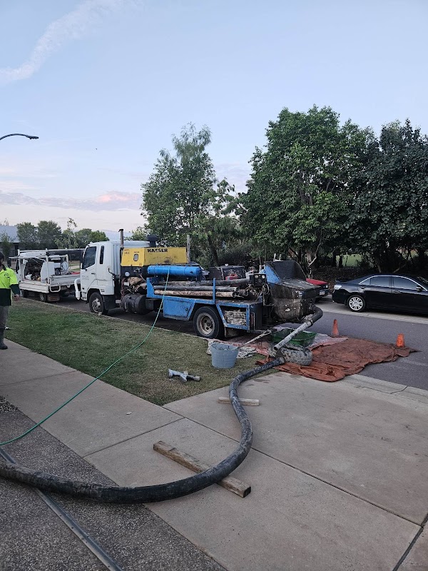 Con-line concrete pumping photo 2