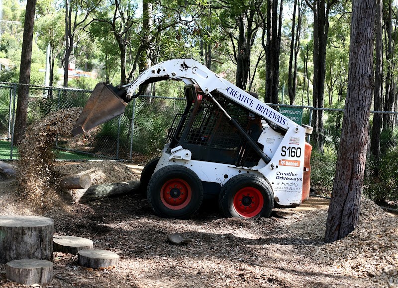Creative Driveways and Fencing work 4
