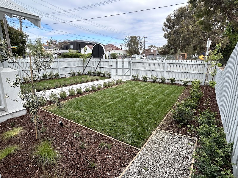 Cut Above Lawns & Hedges photo 2