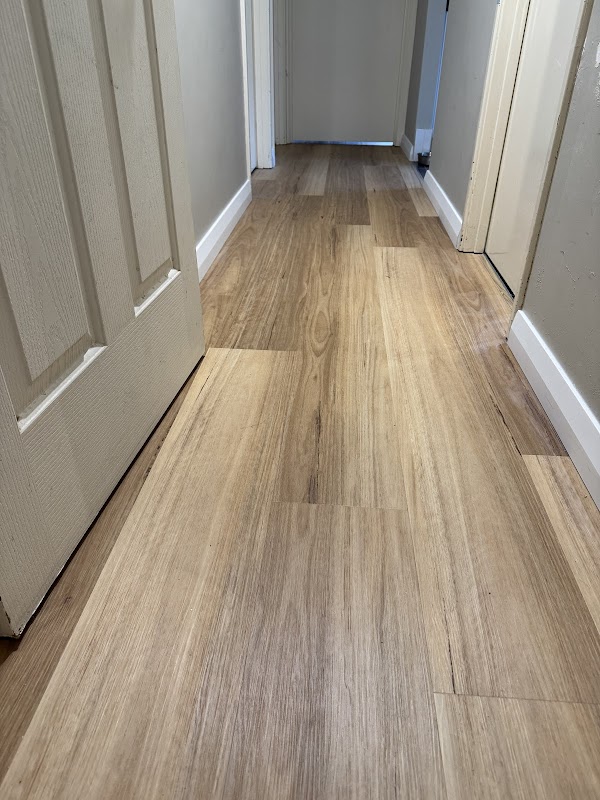 CYNIQUE Roofing & Flooring Services photo 2
