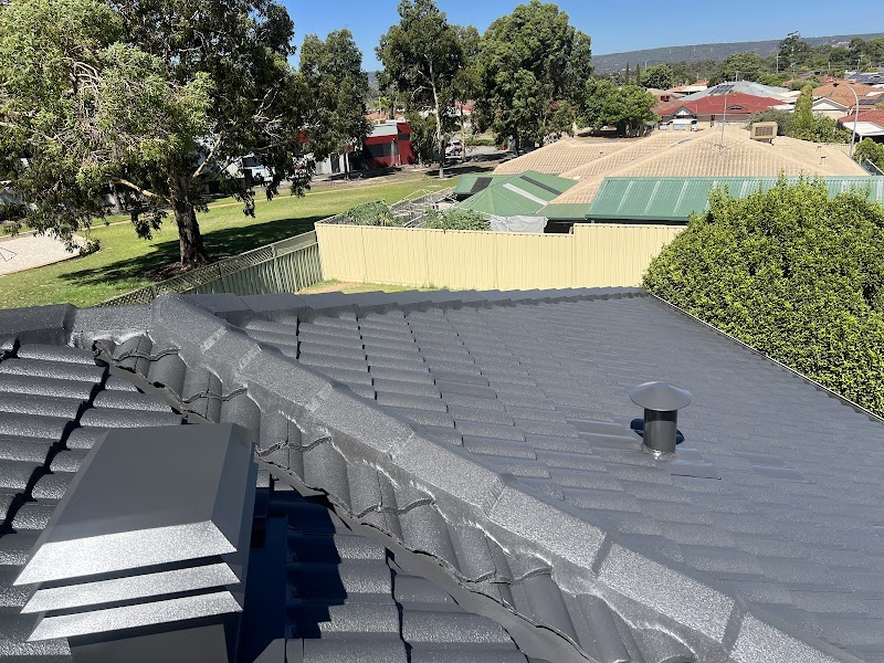 CYNIQUE Roofing & Flooring Services photo 3