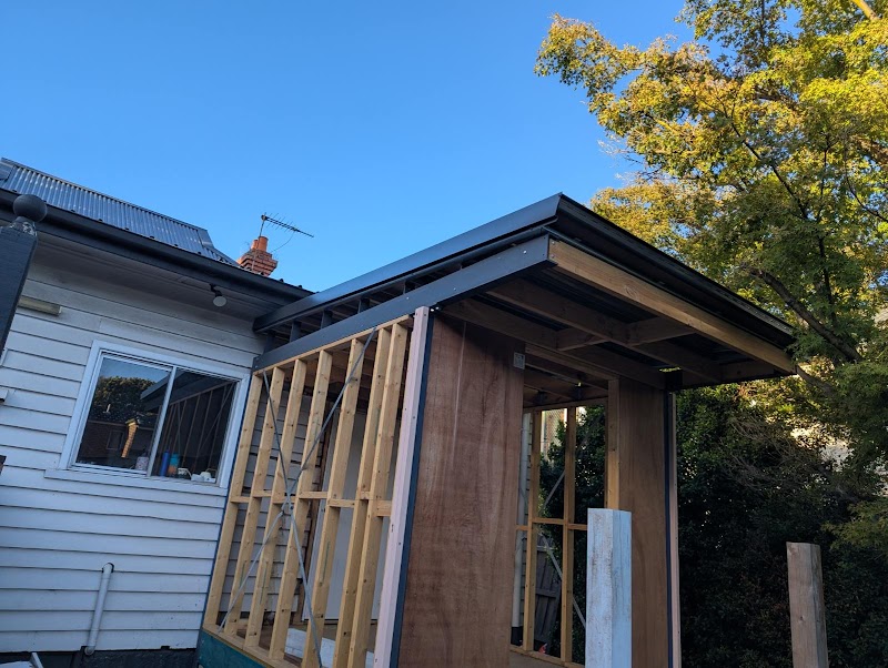 Deluxe carpentry photo 2