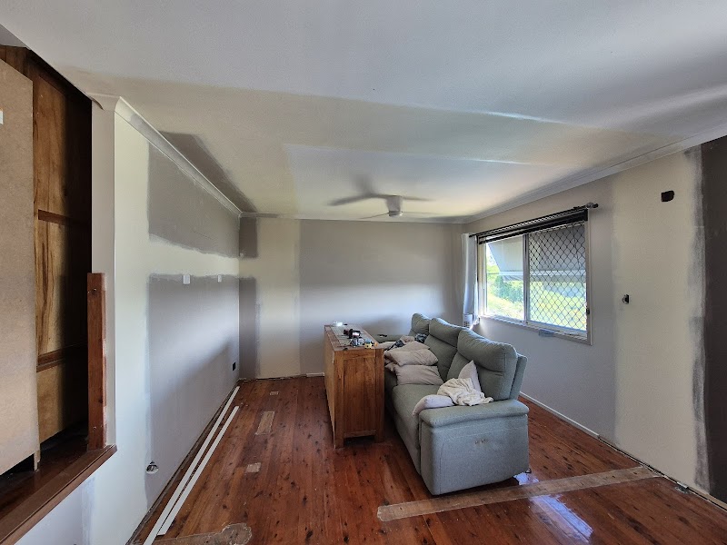 DWD PLASTERING & REPAIRS project 5