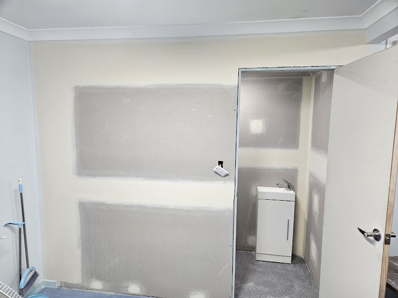 DWD PLASTERING & REPAIRS project 7