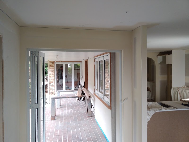 DWD PLASTERING & REPAIRS project 8