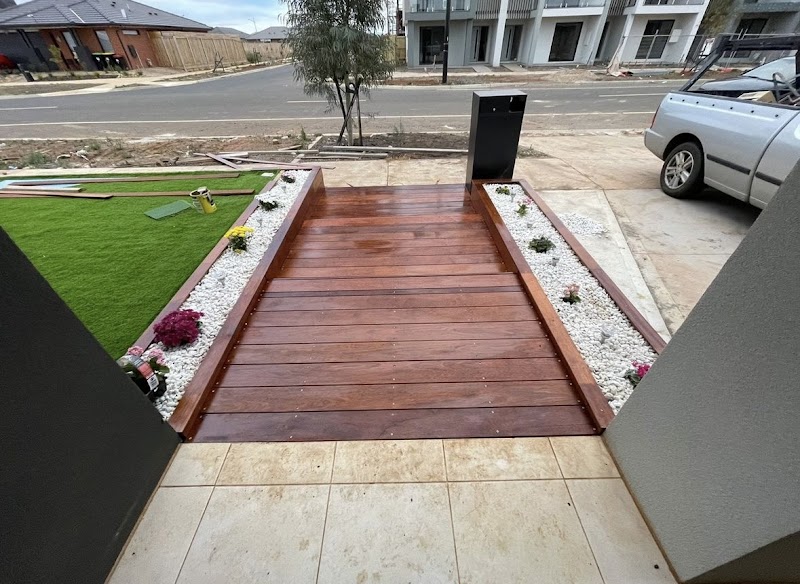 Eagle Edge Landscape & Concrete project 9