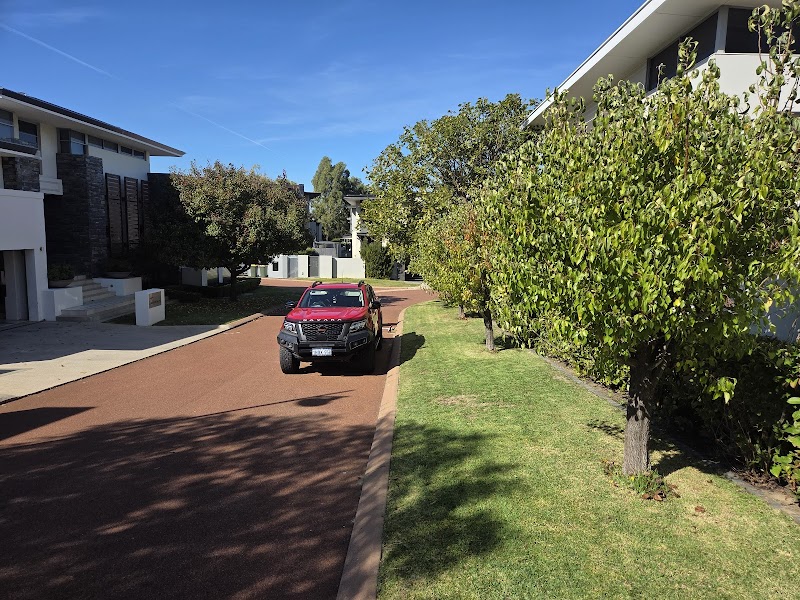 EJS Landscaping and Gardening photo 2