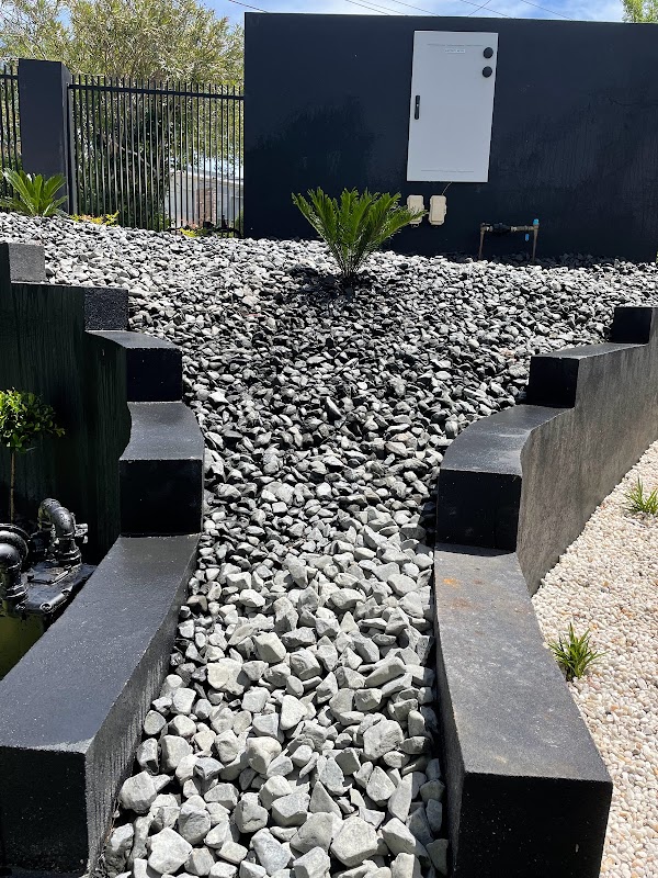 Evergold concrete &landscape project 9