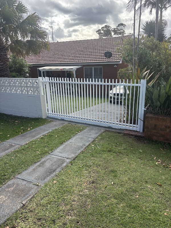 Fence Builders Illawarra project 6