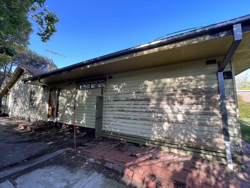 Fence Painter - Qualified House Painting VicPainter project 7