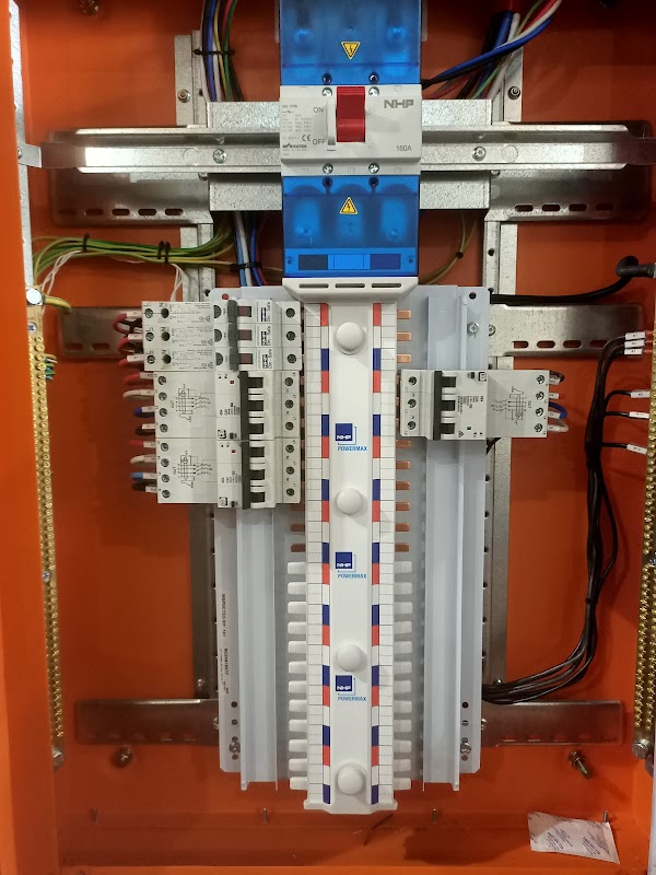 Flying Pig Electrical Services project 7