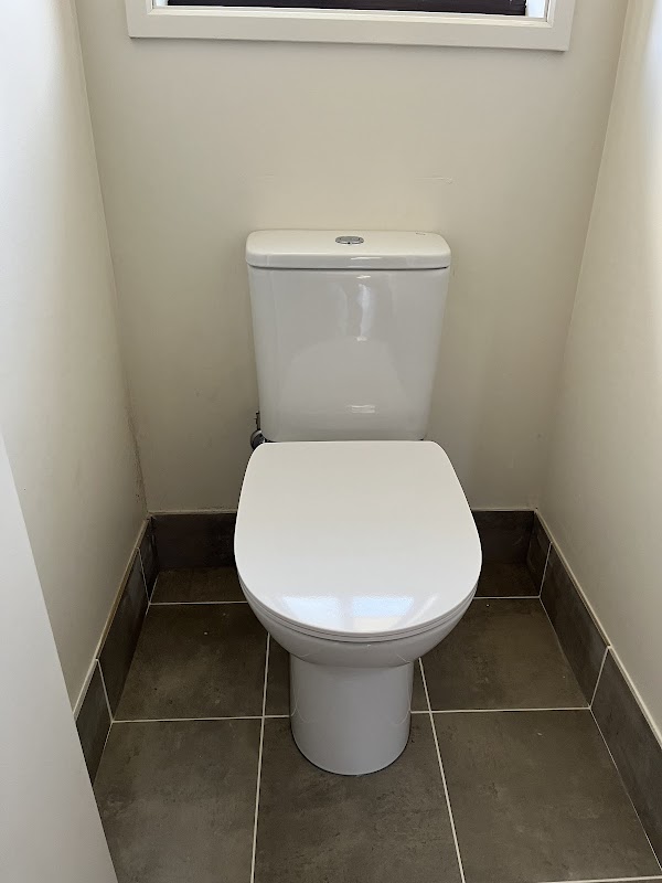 Front Row Plumbing & Gas work 2