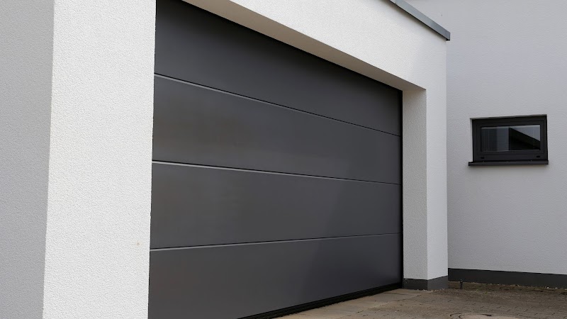 Garage Doors Coorparoo work 1