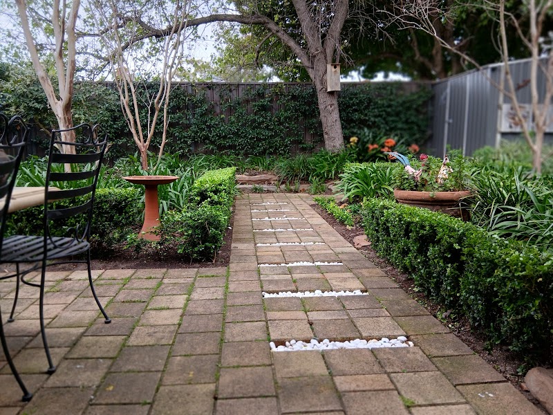 Gardenhand Adelaide photo 1