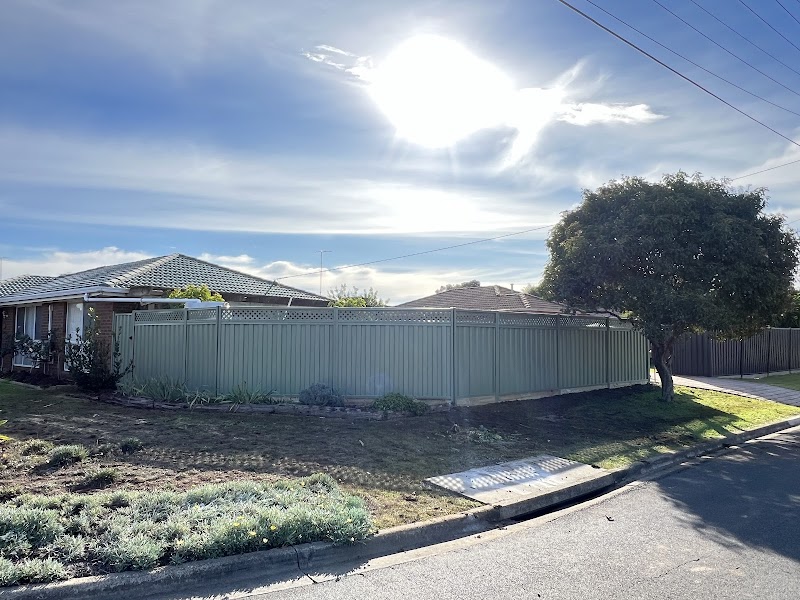 Geelong Fencing and Gates Service project 9