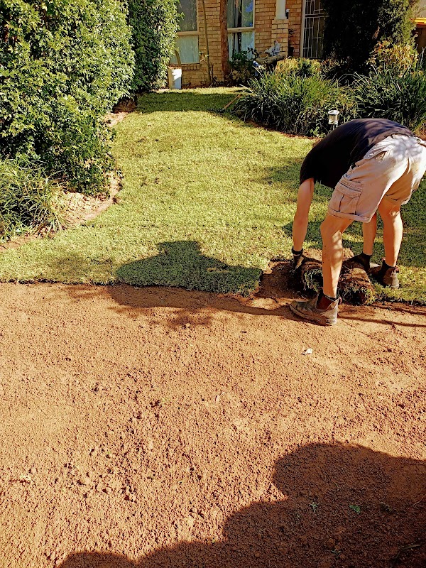Get Laid-Turf install & Horticulture work 4