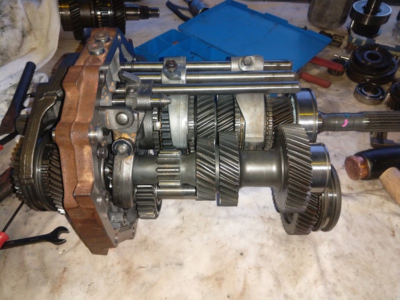 Gilly's Auto Air work 4