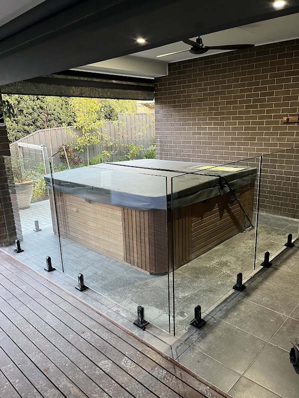 Glass Impressions Aluminium & Glass work 4