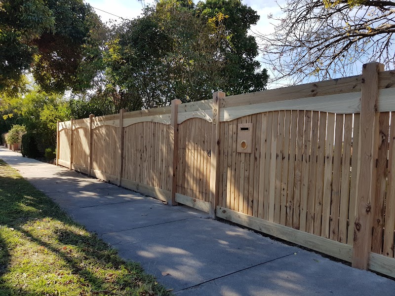 Gold Coast Fencing and Gates work 2