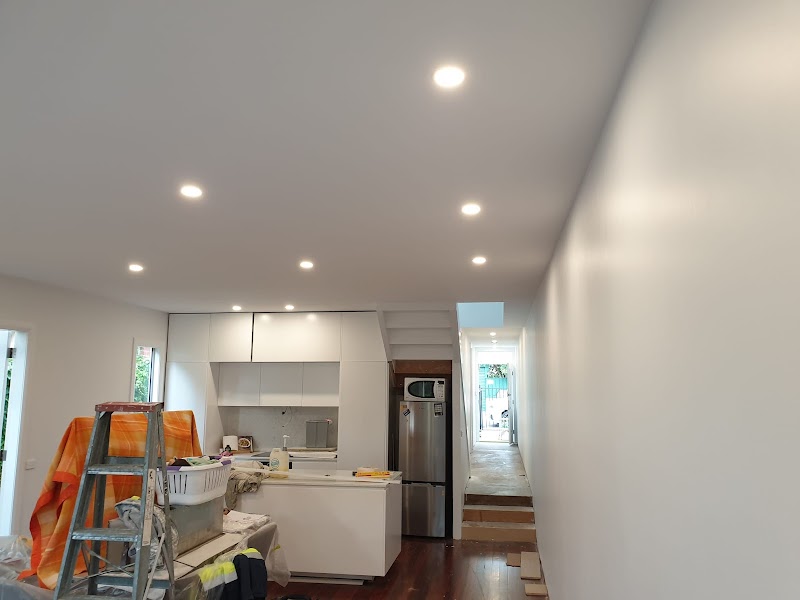 GOLDEN TOUCH PAINTING photo 1