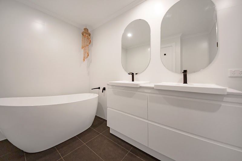 GRAPHITE CONSTRUCTION MANAGEMENT CUSTOM HOMES work 4