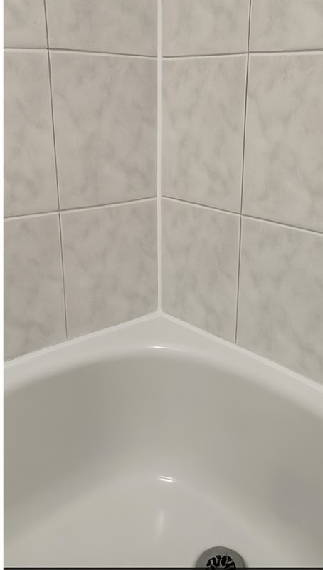 Grout Legends Lutwyche - Tile Repair & Regrouting Experts project 5