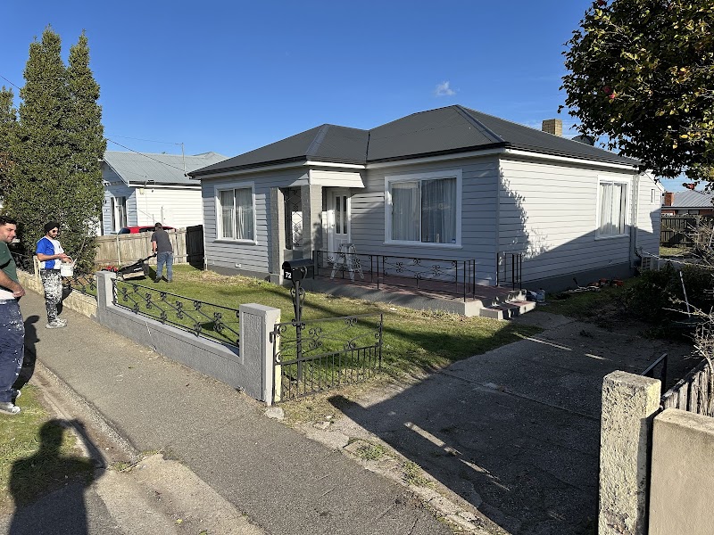 GT PAINTERS AND DECORATORS photo 3