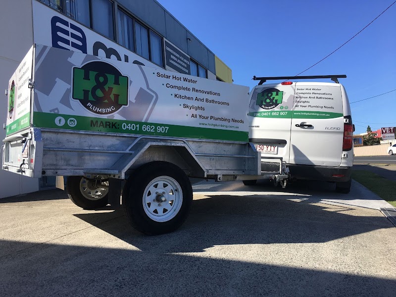 H&H Plumbing & Blocked Drains work 1