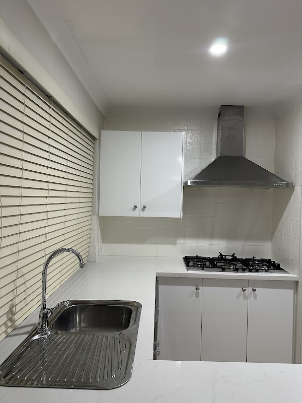 Happyness cleanning services project 9