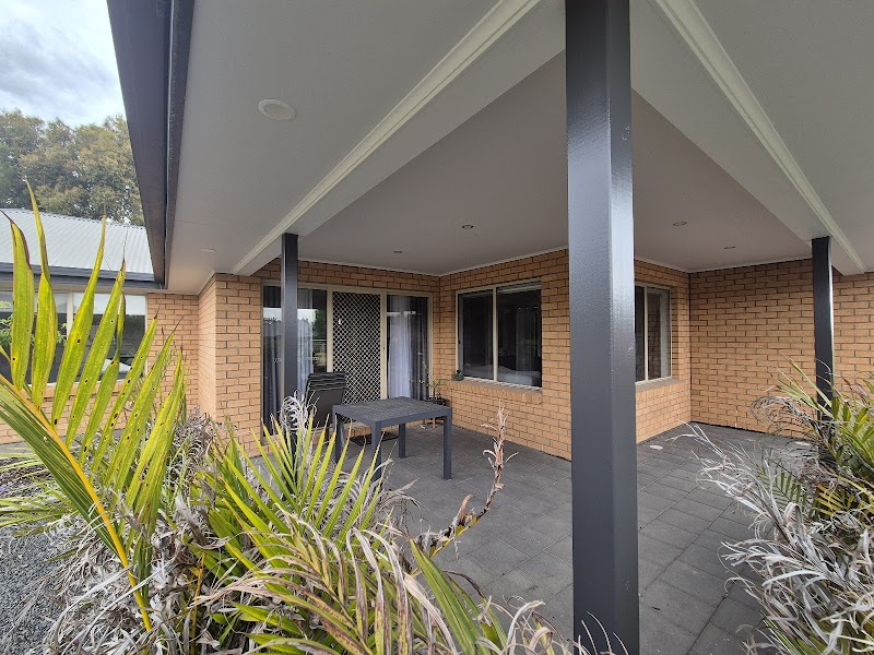 HAWKE PAINTING photo 2