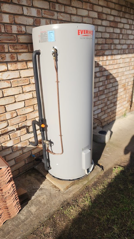Henry's Plumbing, Electrical and Air Conditioning - Toowoomba photo 2